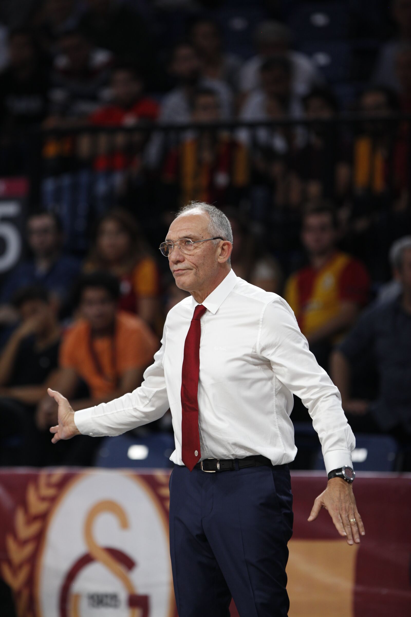 Canon EOS 5D Mark II sample photo. Galatasaray, eurocup, bayern photography