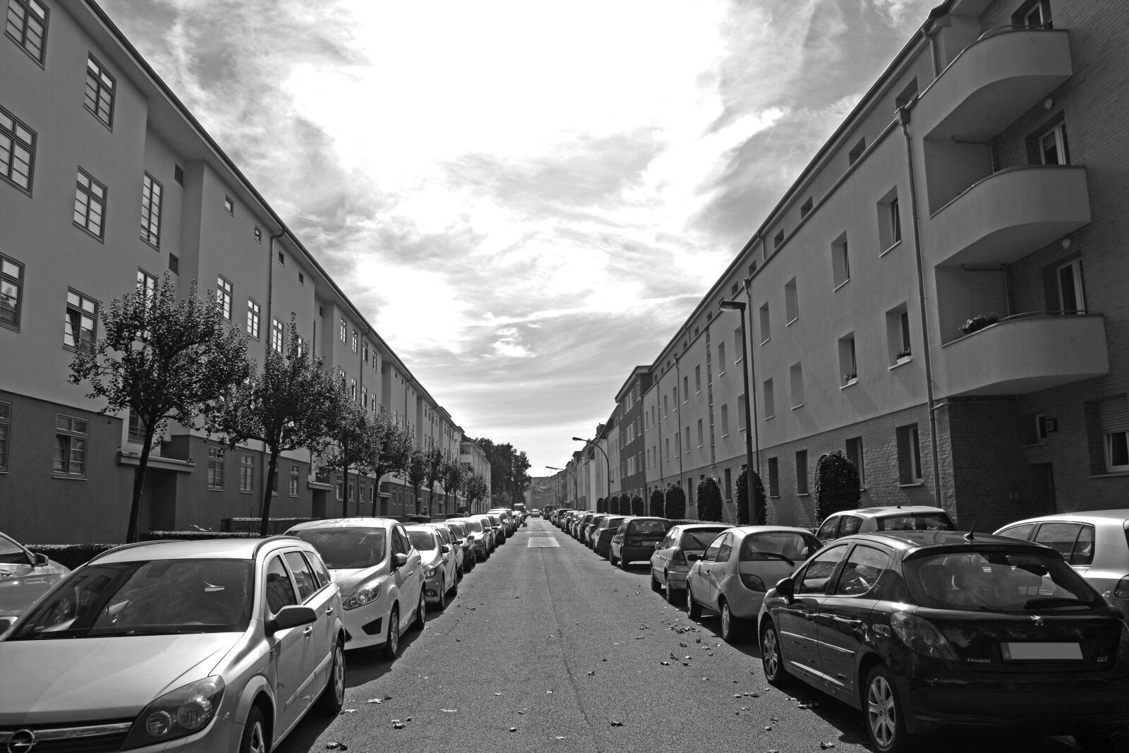 Nikon D5200 sample photo. Road, vanishing point, perspective photography