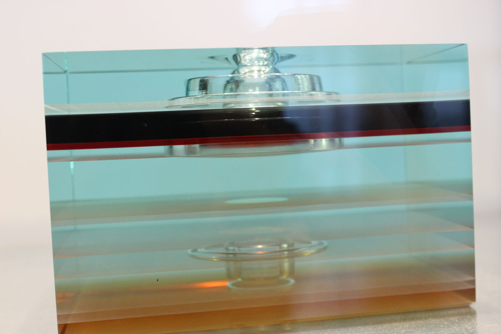 Canon EOS 600D (Rebel EOS T3i / EOS Kiss X5) sample photo. Art, blue, bubble, glass photography
