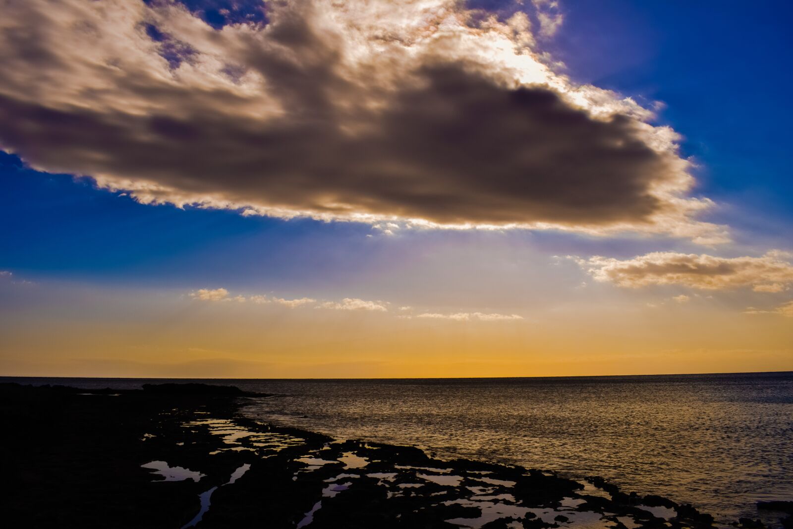Nikon D3300 sample photo. Sea, sky, clouds photography