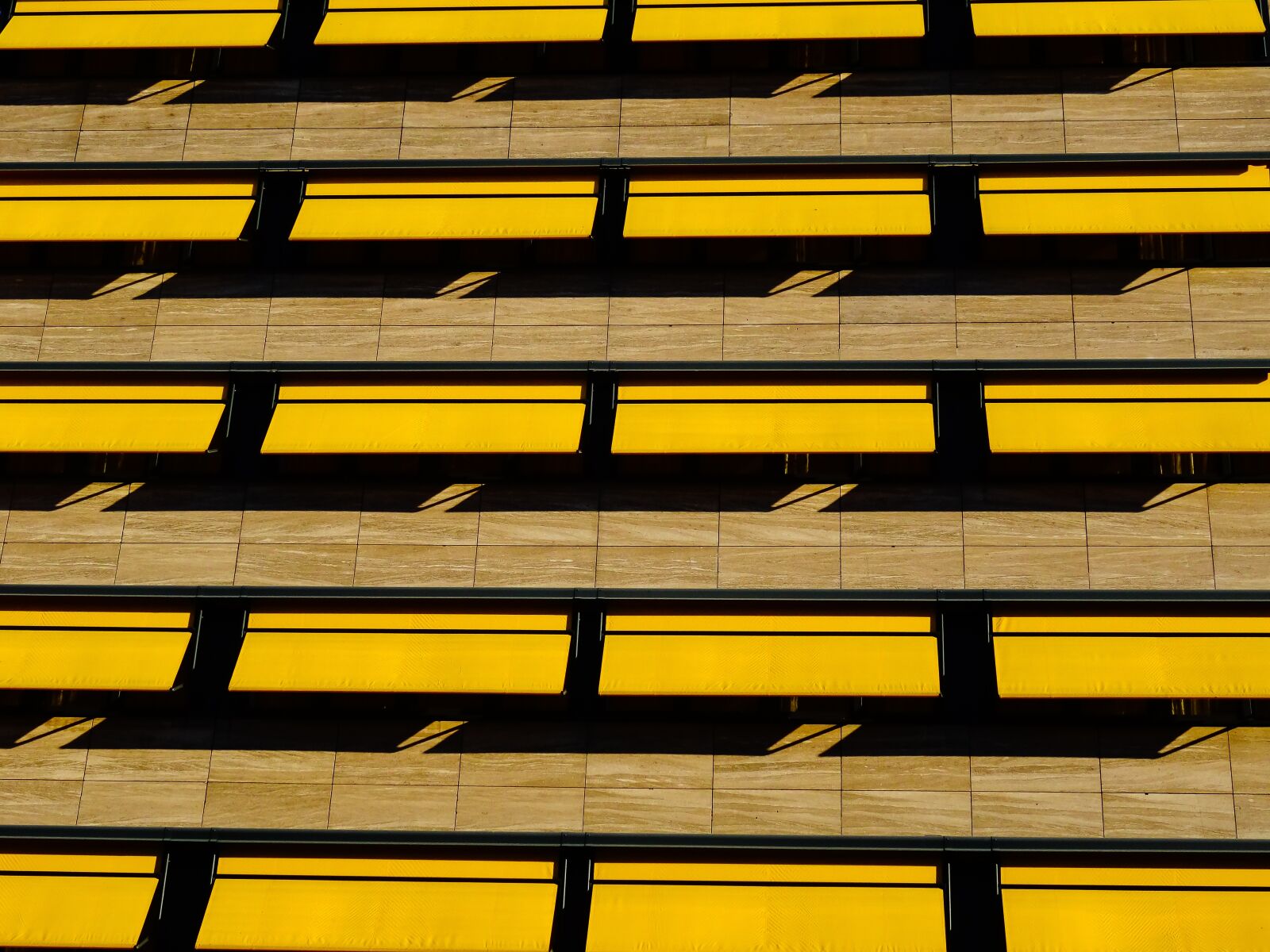 Sony Cyber-shot DSC-HX50V sample photo. Awning, sun protection, facade photography