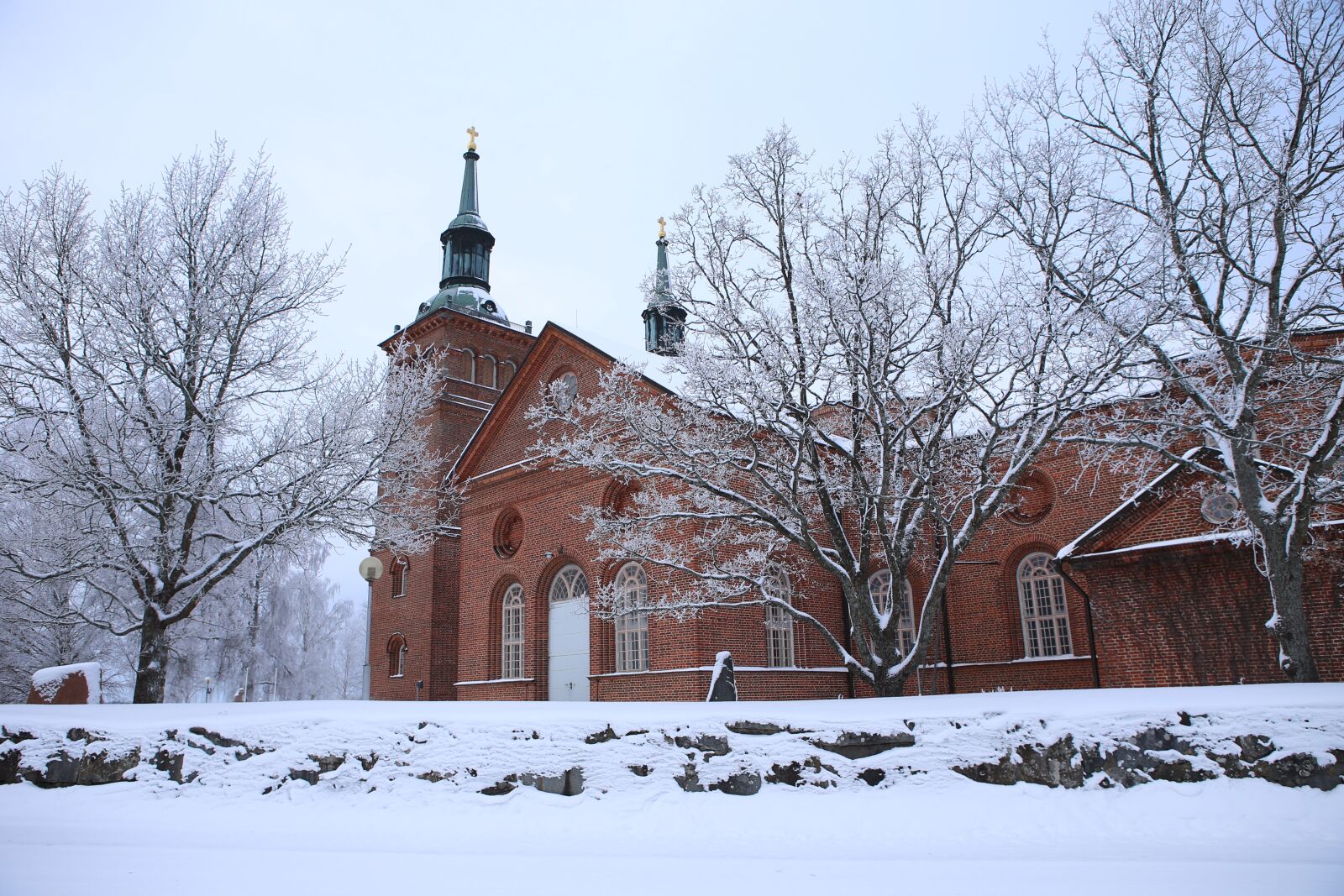 Canon EOS 6D + Canon EF 24-70mm F2.8L USM sample photo. Winter, frost, snow photography