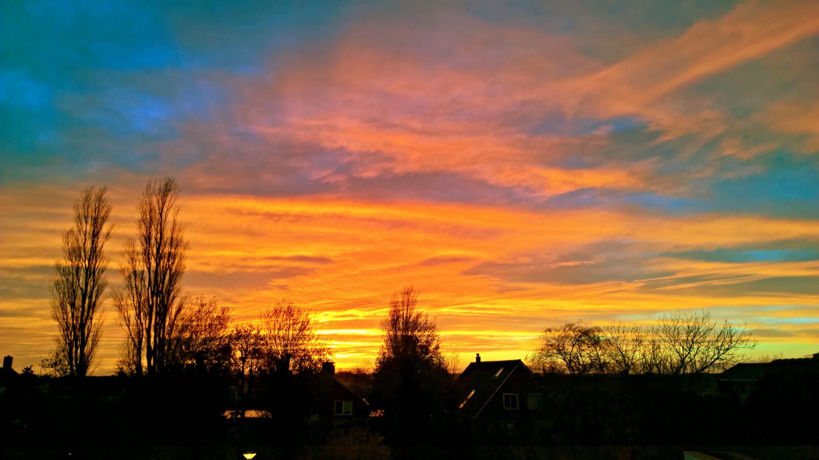 Nokia Lumia 1520 sample photo. Evening red, alkmaar, evening photography