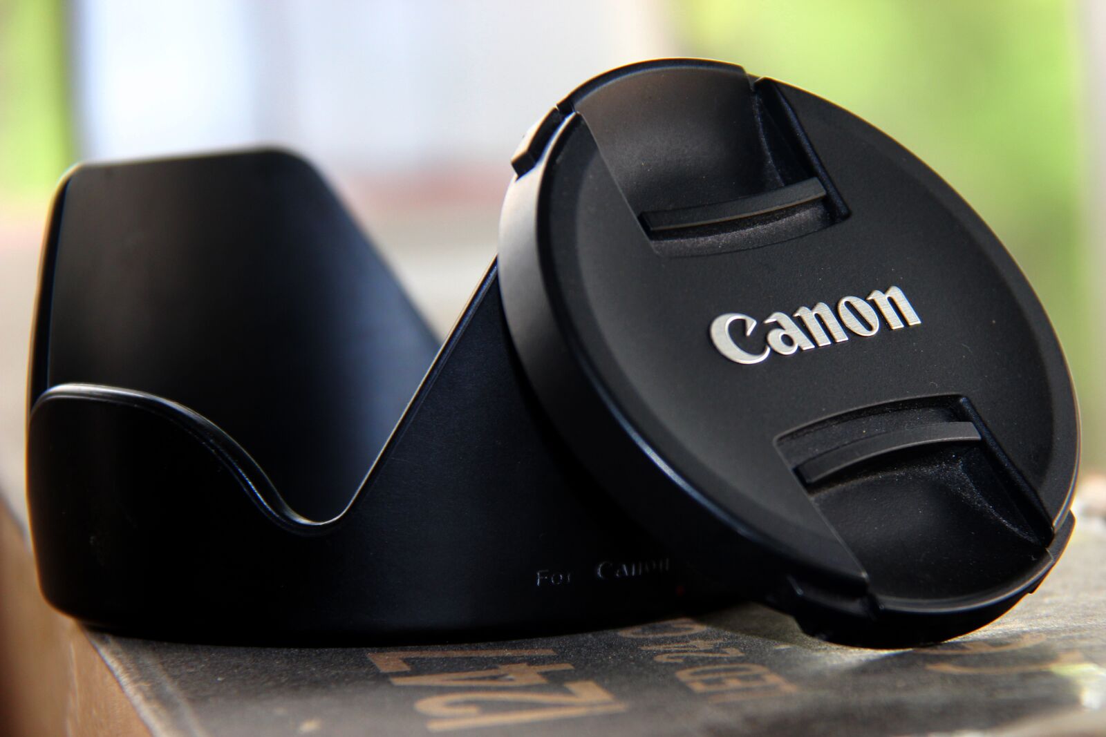 Canon EF-S 18-200mm F3.5-5.6 IS sample photo. Canon, caps, photography photography