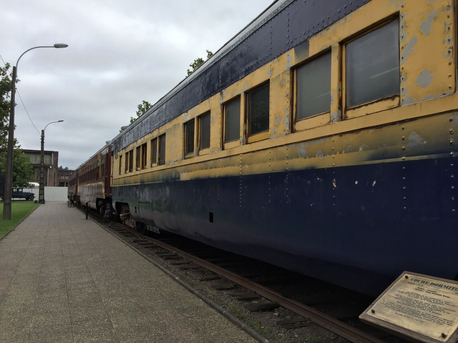 Apple iPhone 6 sample photo. Tren, trip, train photography