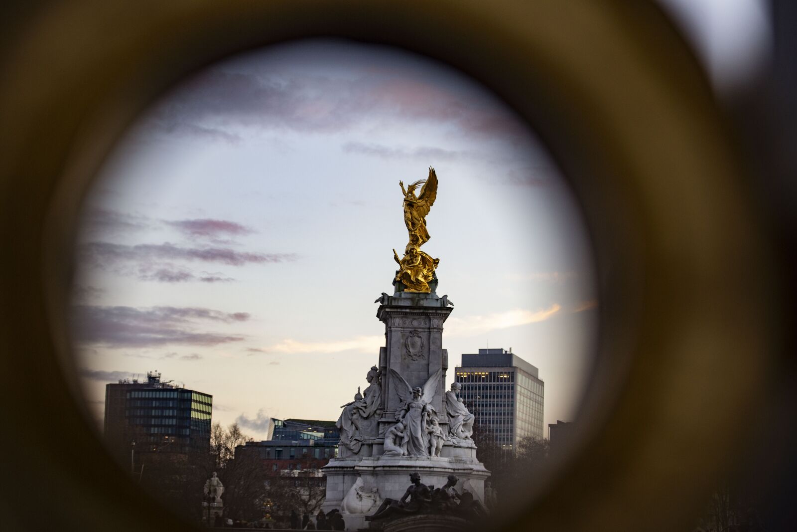 Canon EOS 6D sample photo. London, statue, monument photography