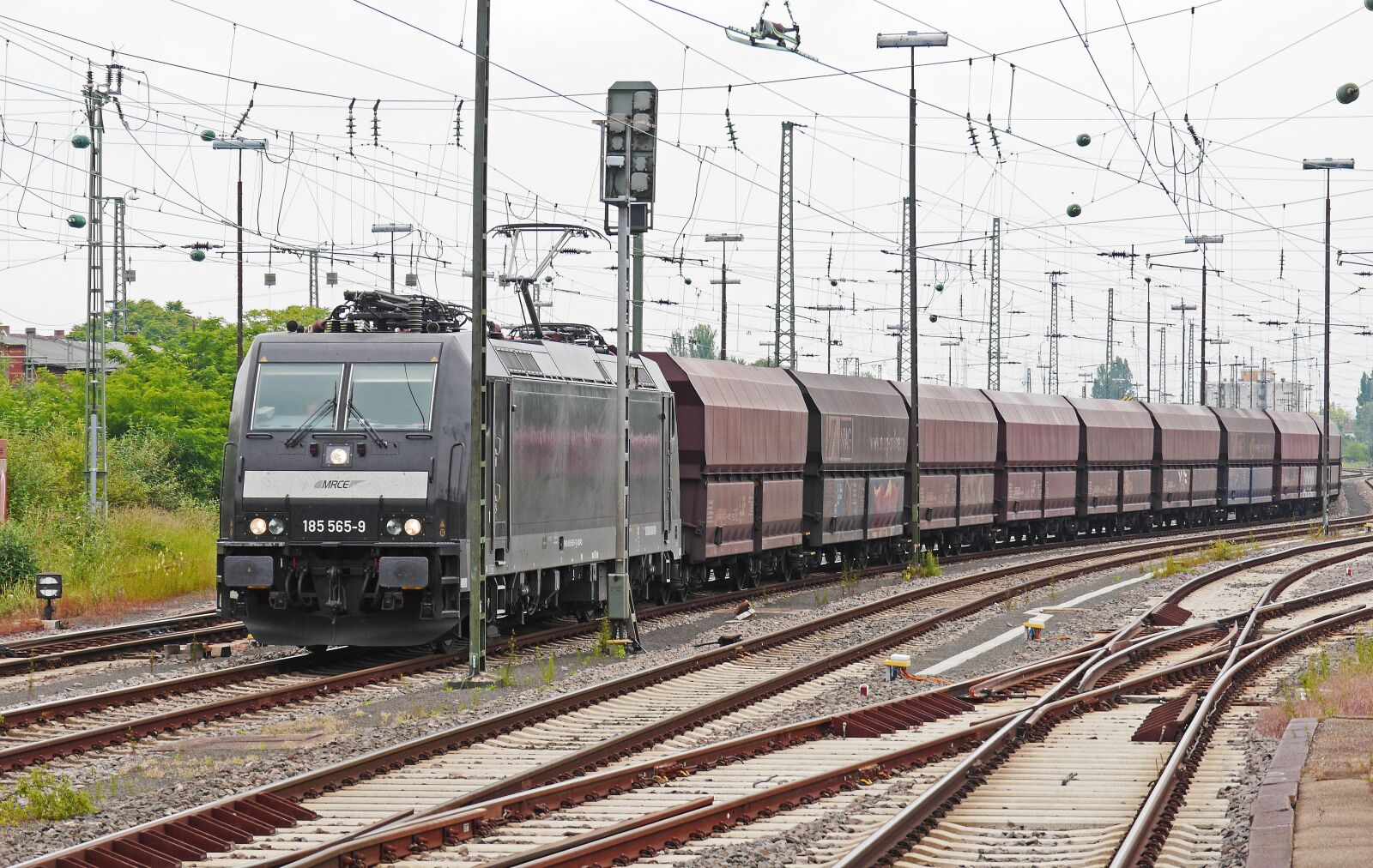 Panasonic Lumix DMC-GH3 sample photo. Freight train, block train photography