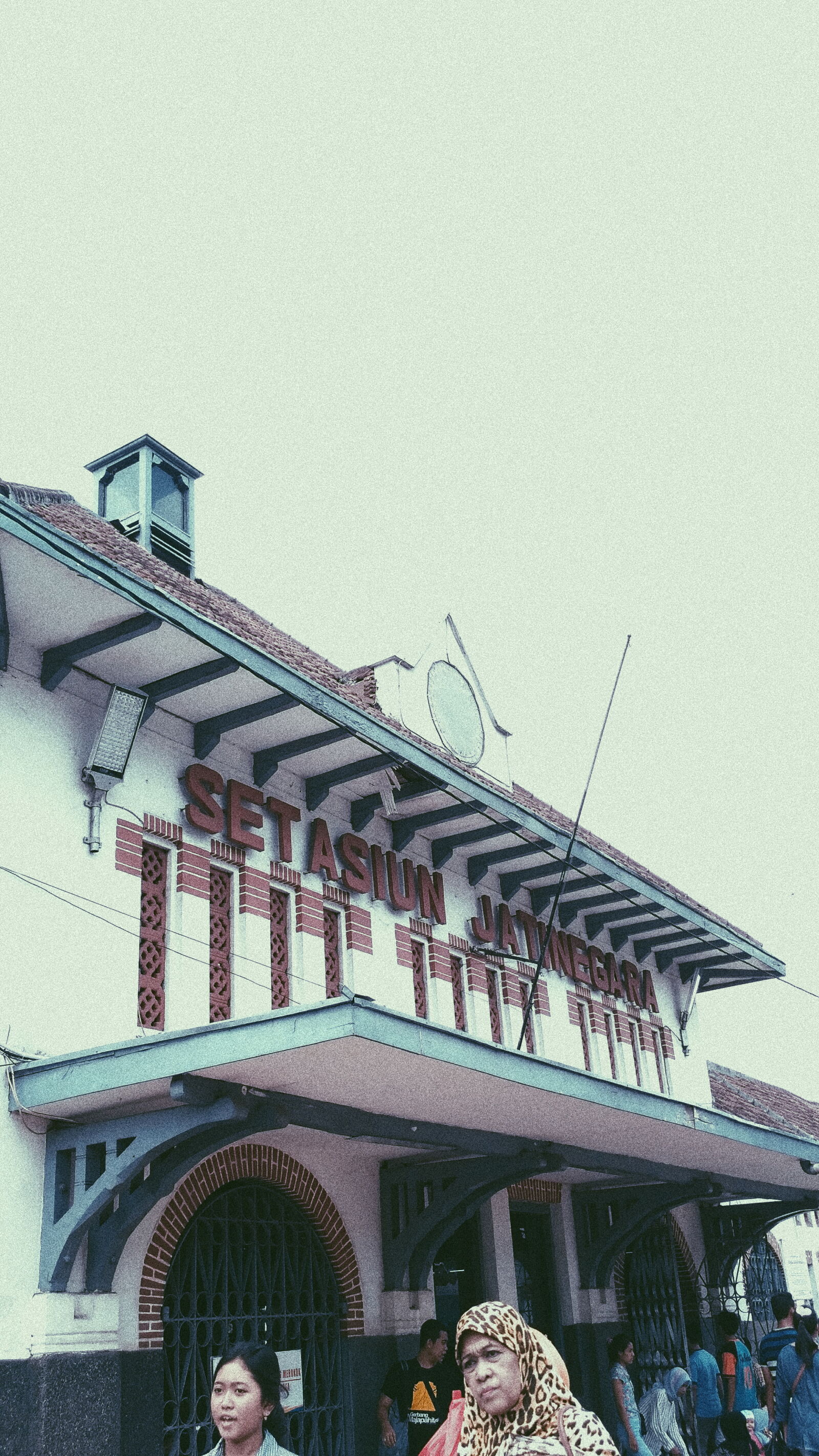 Xiaomi Redmi 3S sample photo. Jakarta, jatinegara, station, train photography
