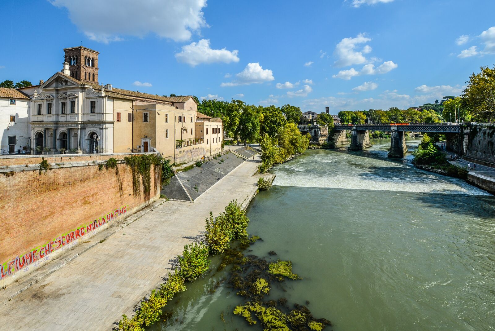 Nikon D5200 sample photo. Rome, tiber, river photography