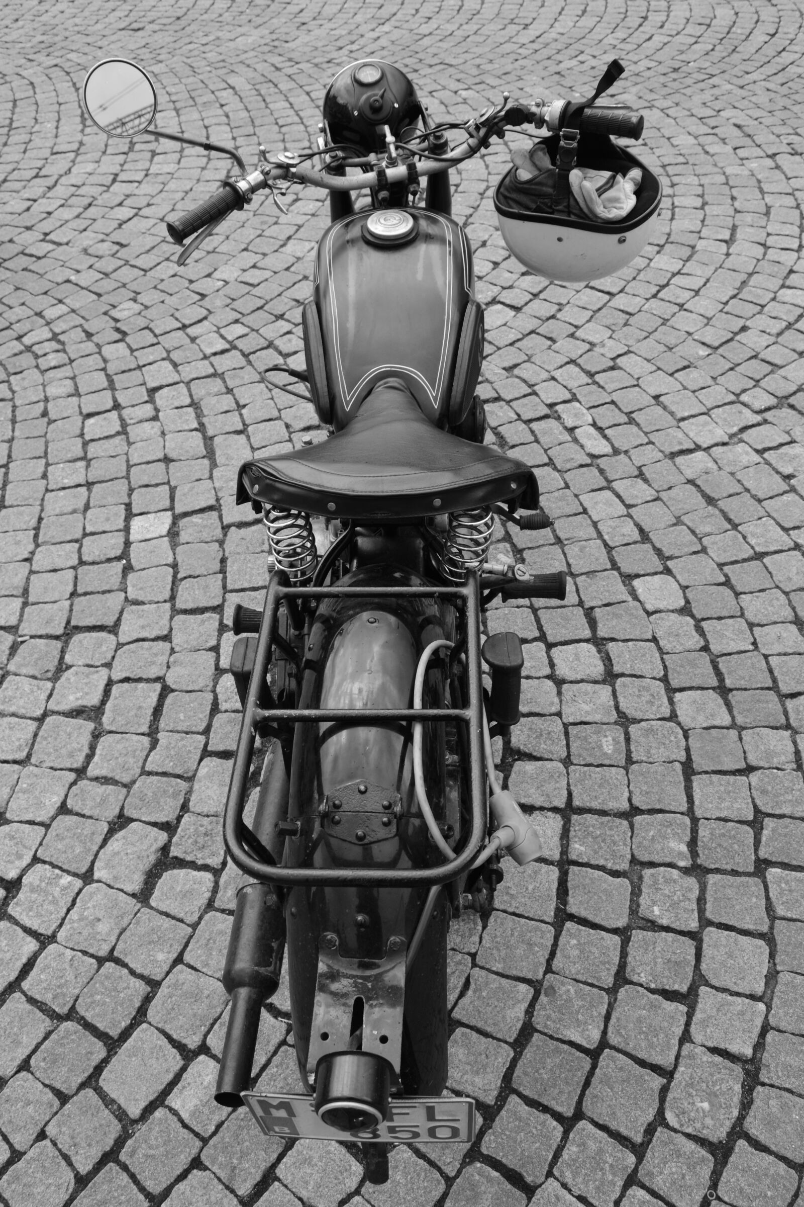 Nikon D5200 sample photo. Moped, moto, bicycle photography