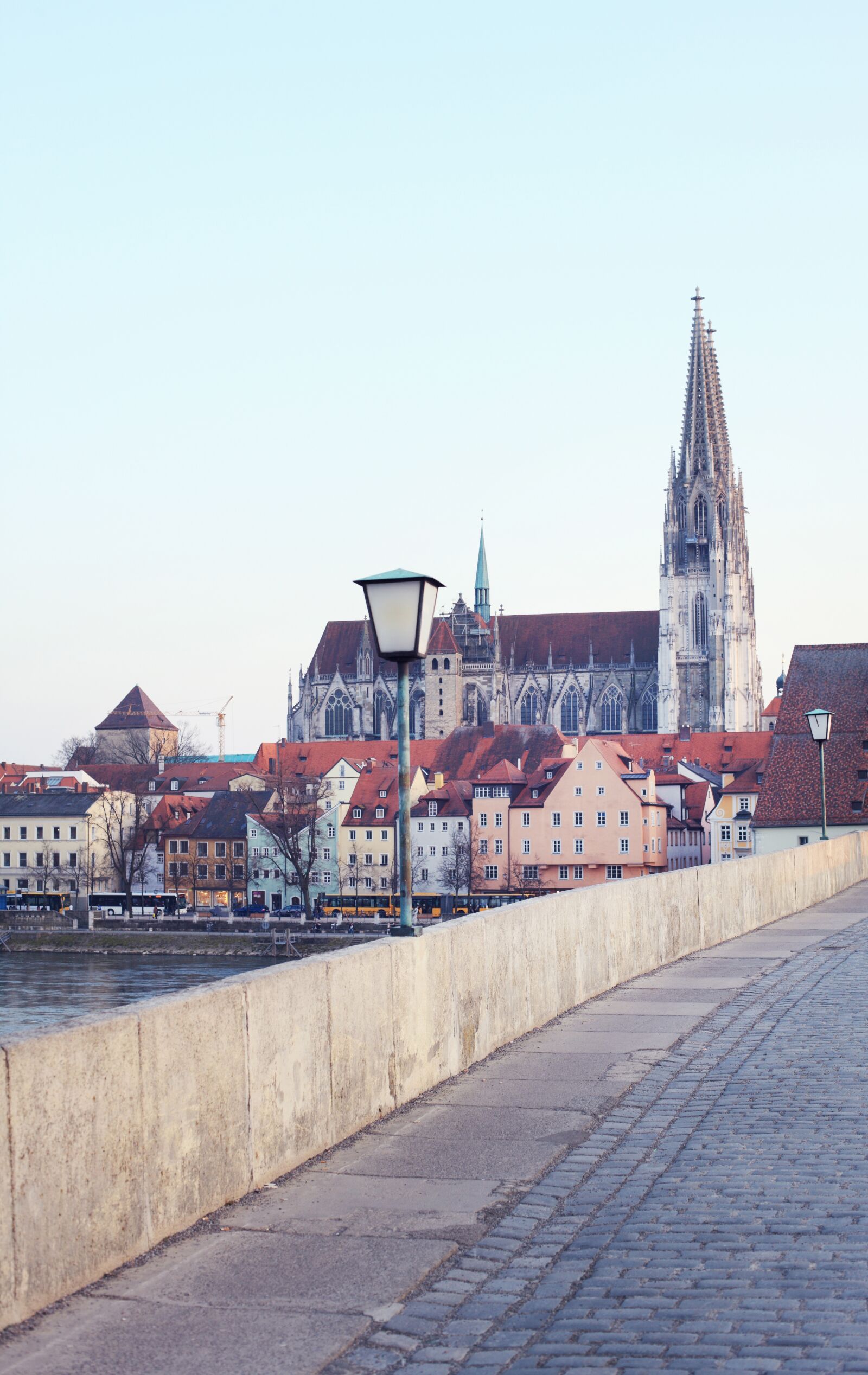 Canon EOS-1Ds Mark III sample photo. Regensburg, bridge, danube photography