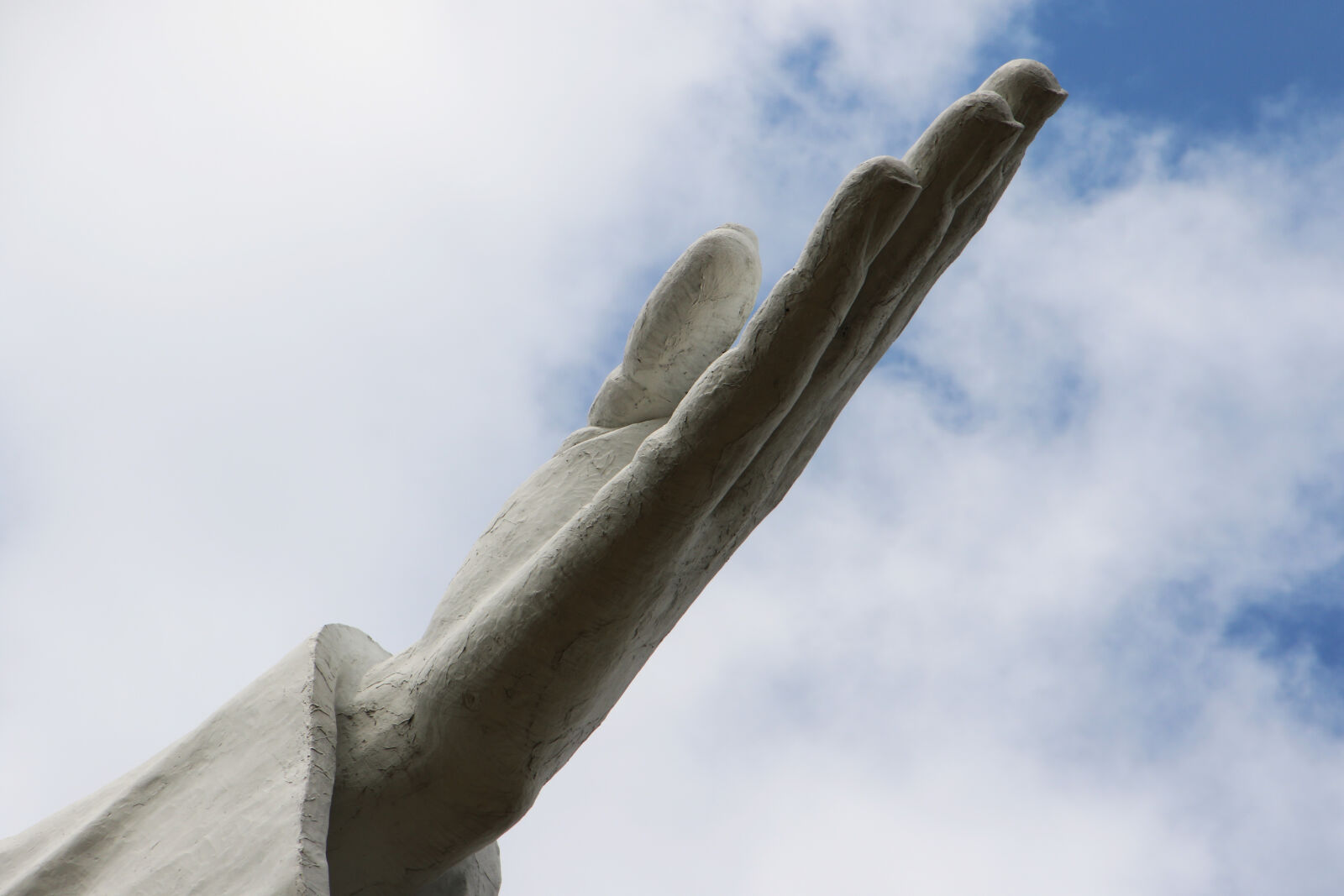 Canon EOS 7D Mark II sample photo. Hand, ceramic, sculpture photography