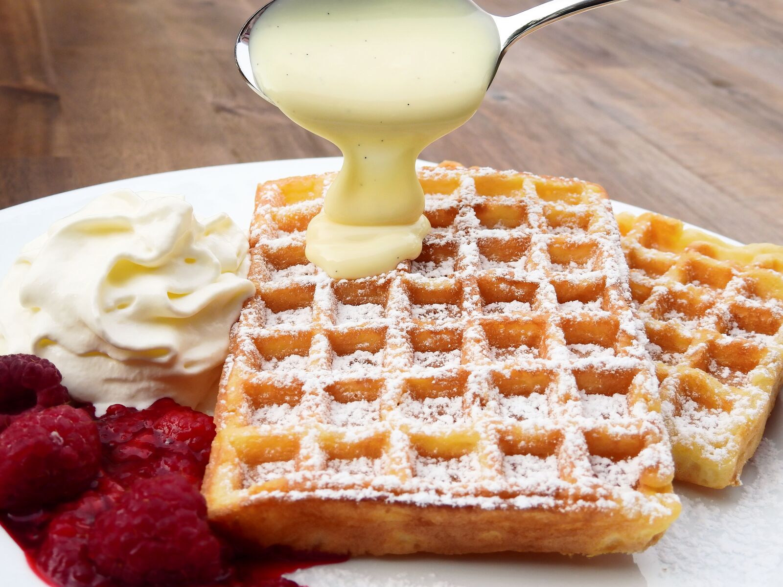 Nikon Coolpix P900 sample photo. Waffles, belgian, belgischewaffel photography