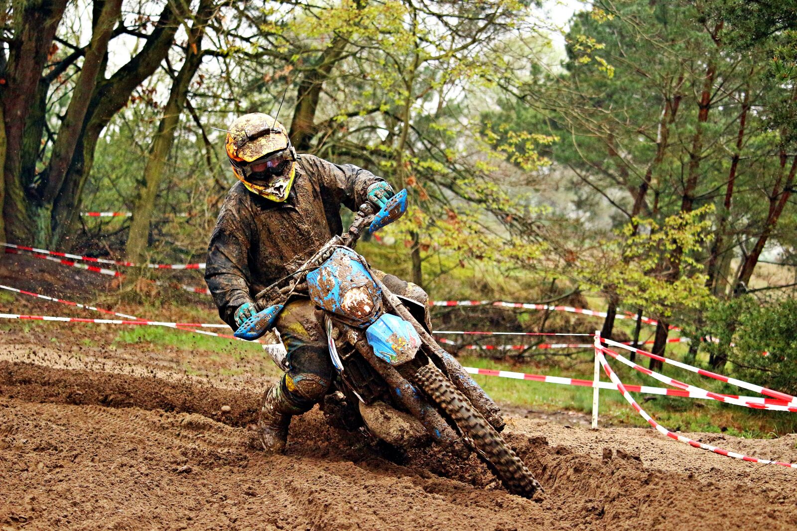 Canon EOS 100D (EOS Rebel SL1 / EOS Kiss X7) sample photo. Motocross, enduro, motocross ride photography