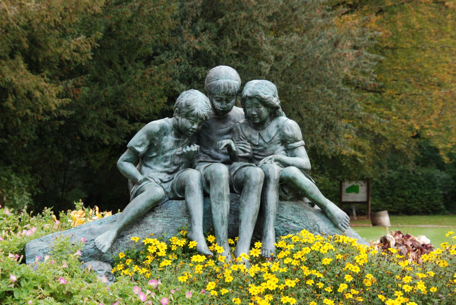 Nikon D80 sample photo. Children, image, statue photography