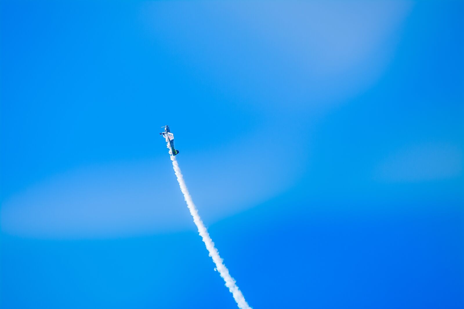 Nikon D7100 sample photo. Sky, the airplane, flat photography