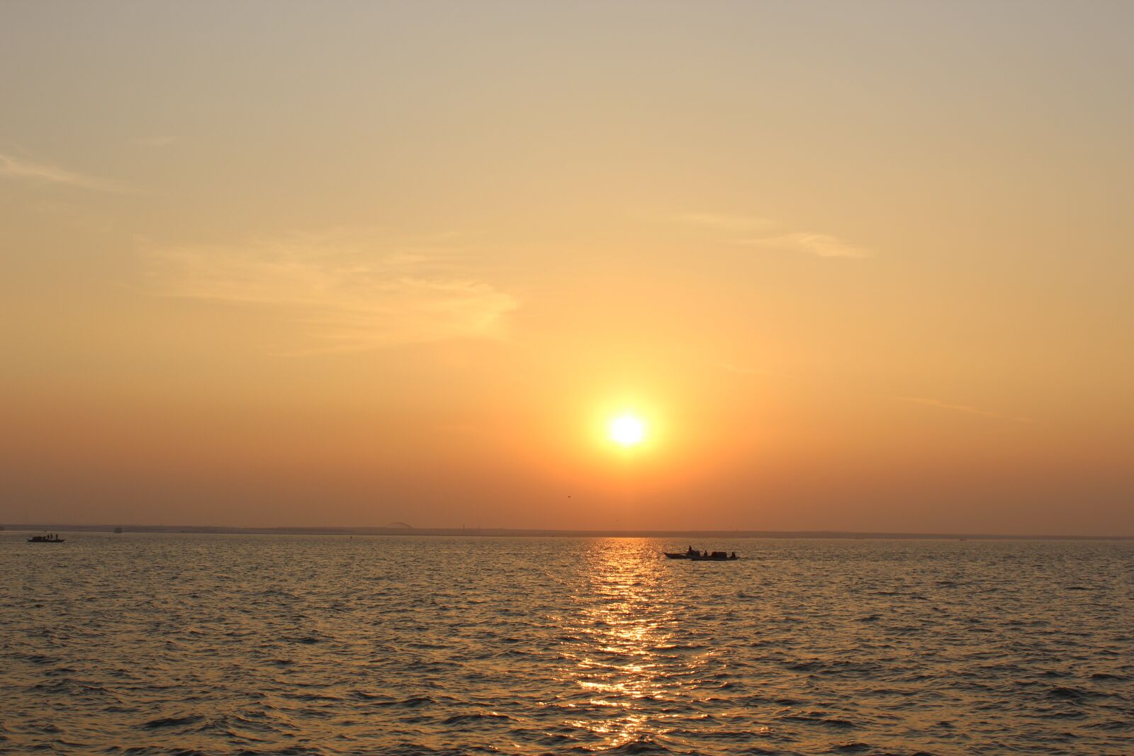 Canon EOS 1300D (EOS Rebel T6 / EOS Kiss X80) sample photo. Sunset, sunrise, sky photography