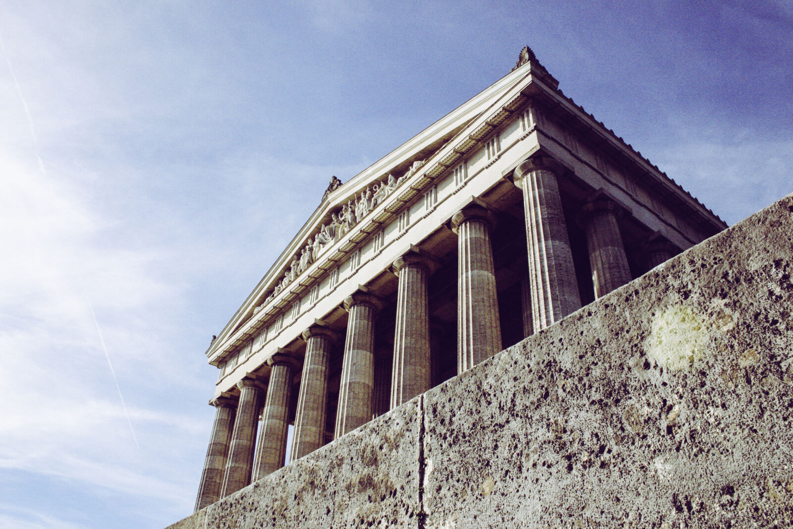 Canon EOS 300D (EOS Digital Rebel / EOS Kiss Digital) sample photo. Building, architecture, greece, columns photography