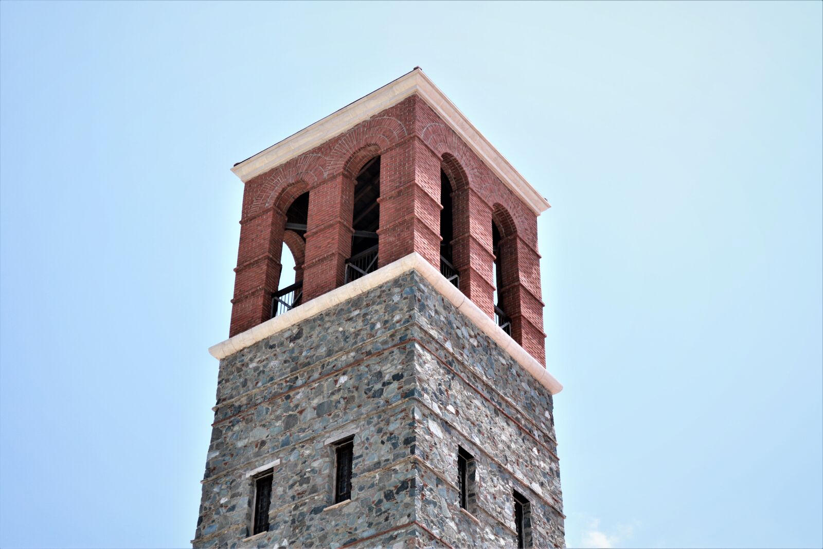 Canon EOS 750D (EOS Rebel T6i / EOS Kiss X8i) sample photo. Church, village, steeple photography