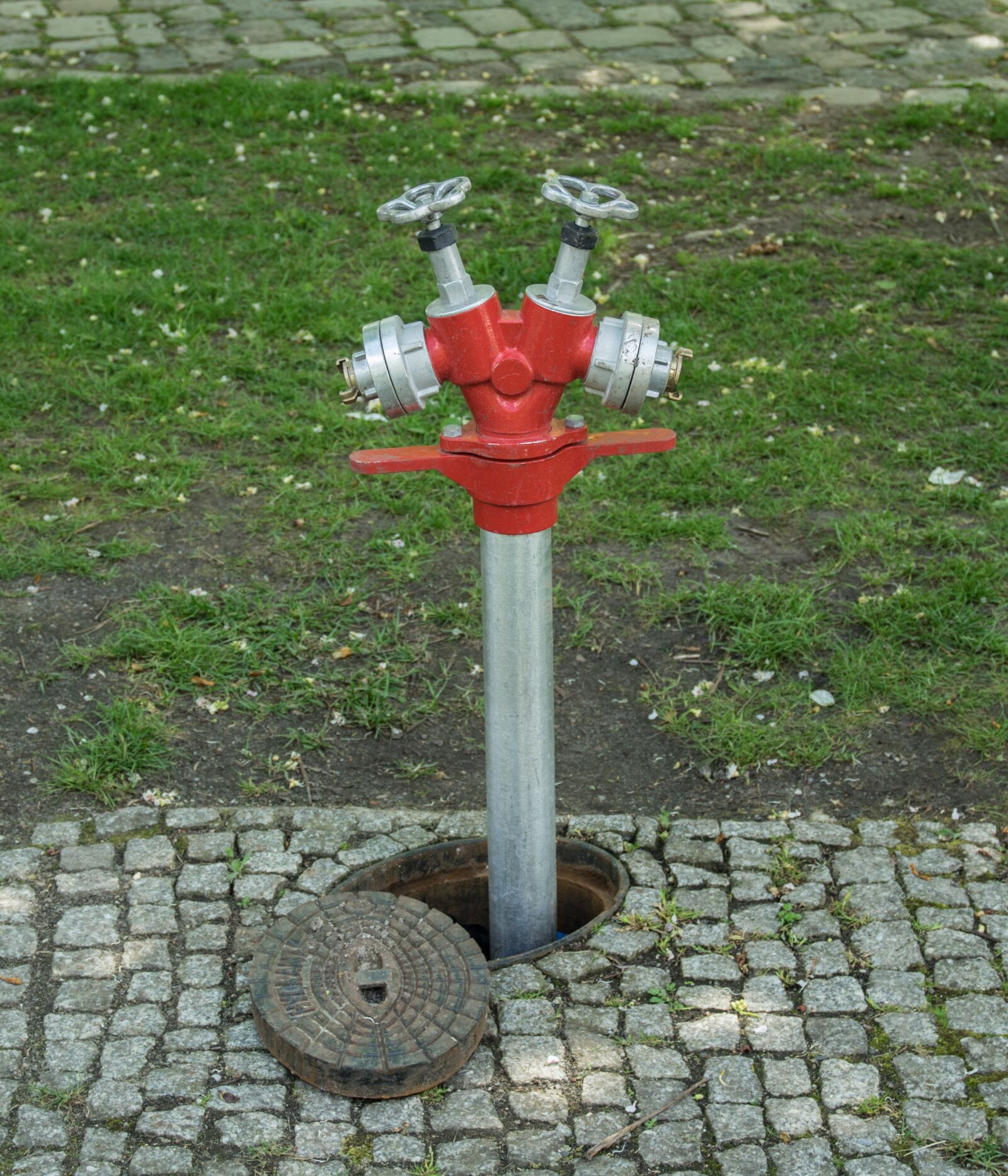 Pentax K-3 sample photo. Hydrant, security, water supply photography