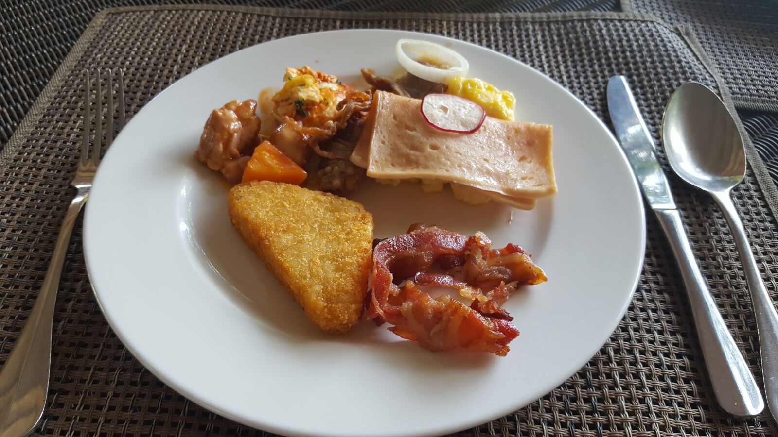 Samsung Galaxy S6 sample photo. Breakfast, hotel, resort photography