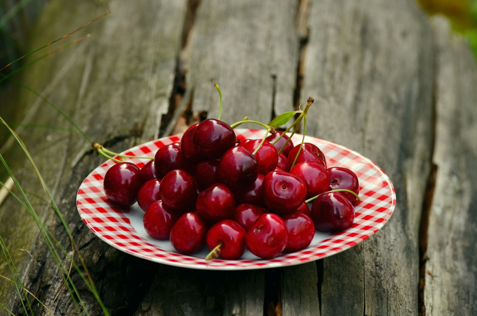 Nikon D5100 sample photo. Cherries, fruits, sweet cherry photography
