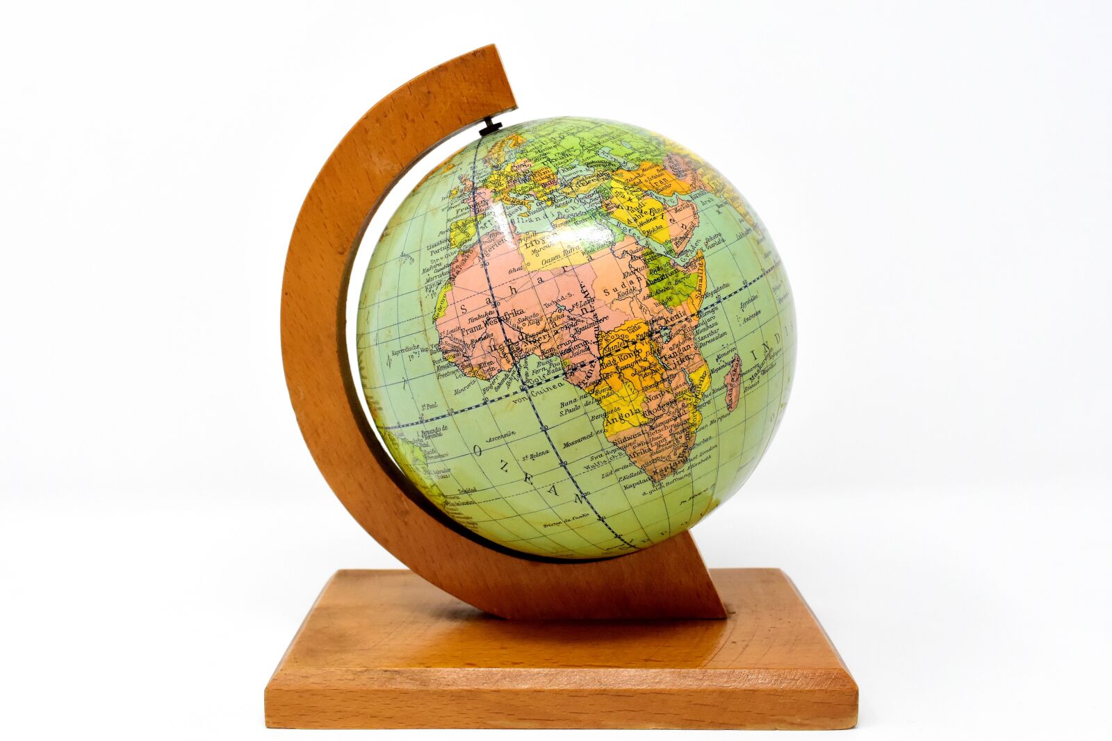 Nikon D7200 sample photo. Globe, earth, world photography