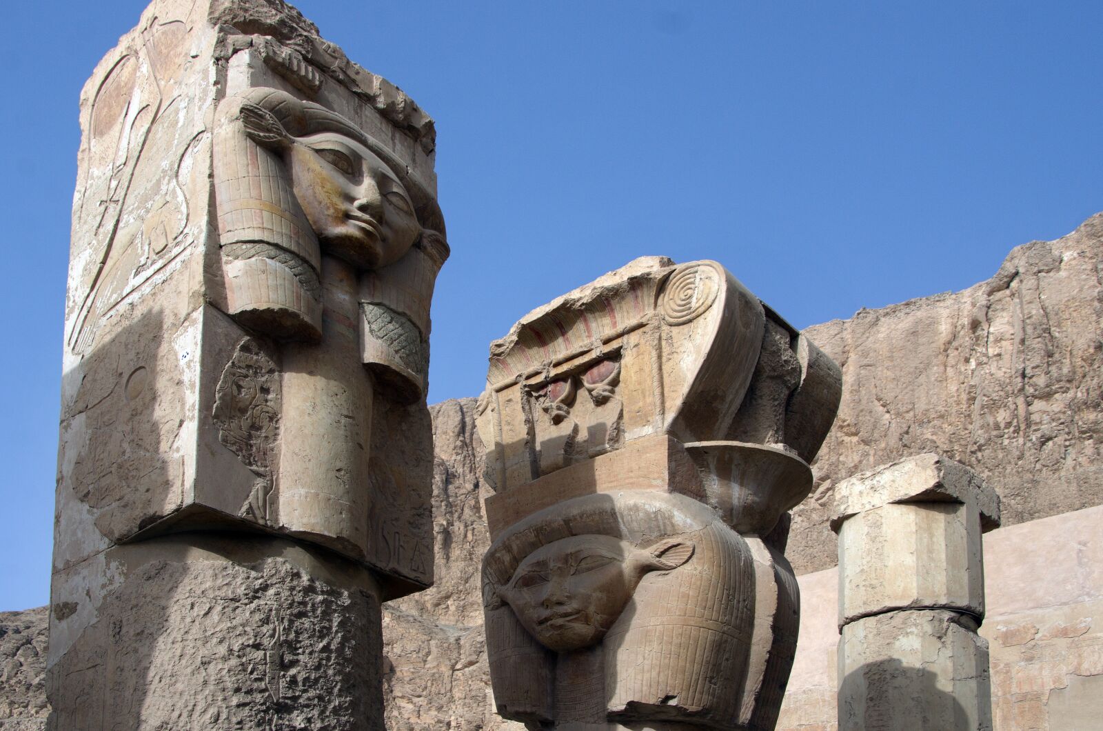 Pentax K-5 sample photo. Egypt, luxor, valley of photography