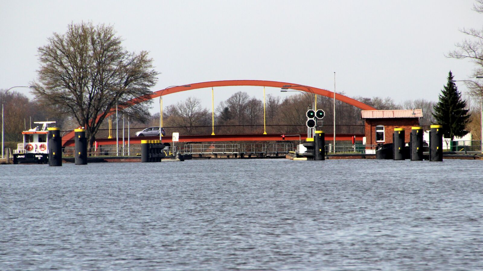 Canon EOS 600D (Rebel EOS T3i / EOS Kiss X5) sample photo. Waters, river, channel photography