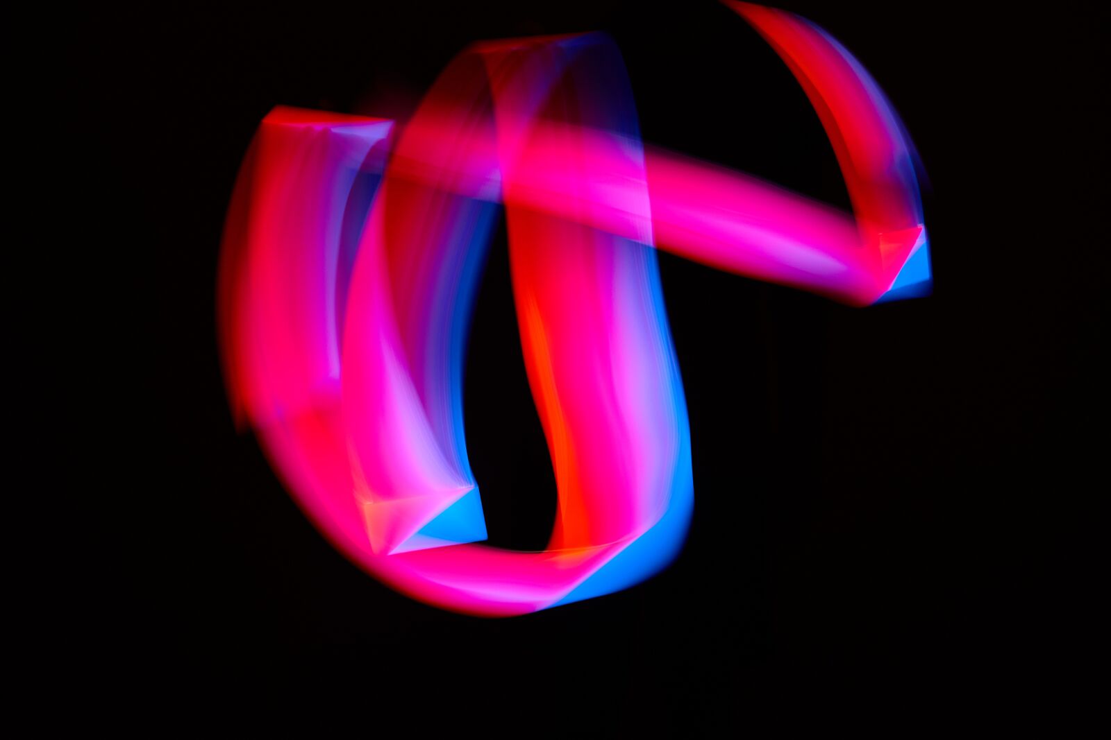 Canon EF-S 18-55mm F4-5.6 IS STM sample photo. Light, night, electricity photography