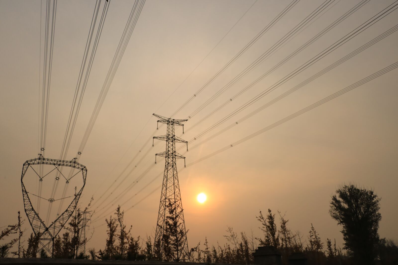 Canon EOS 760D (EOS Rebel T6s / EOS 8000D) sample photo. Sunshine, dusky, high voltage photography