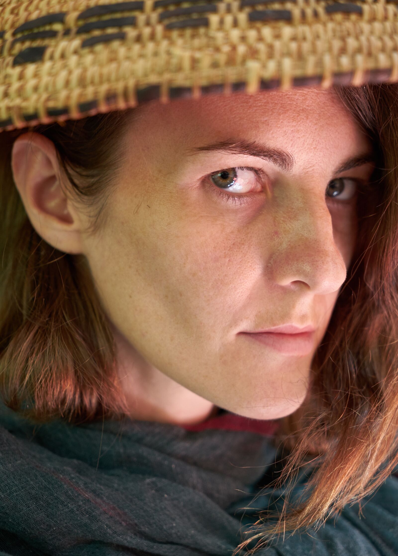 Sony a7R II sample photo. Woman, overview, eyes photography