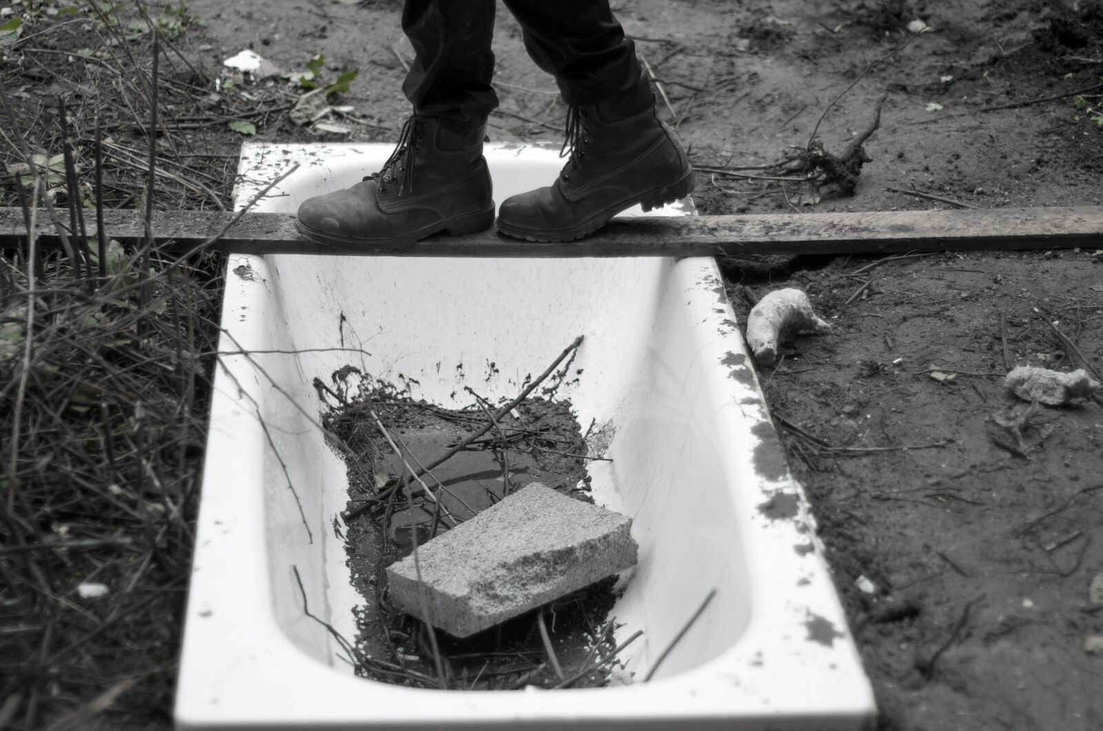 Nikon D7000 sample photo. Boots, tub, board photography