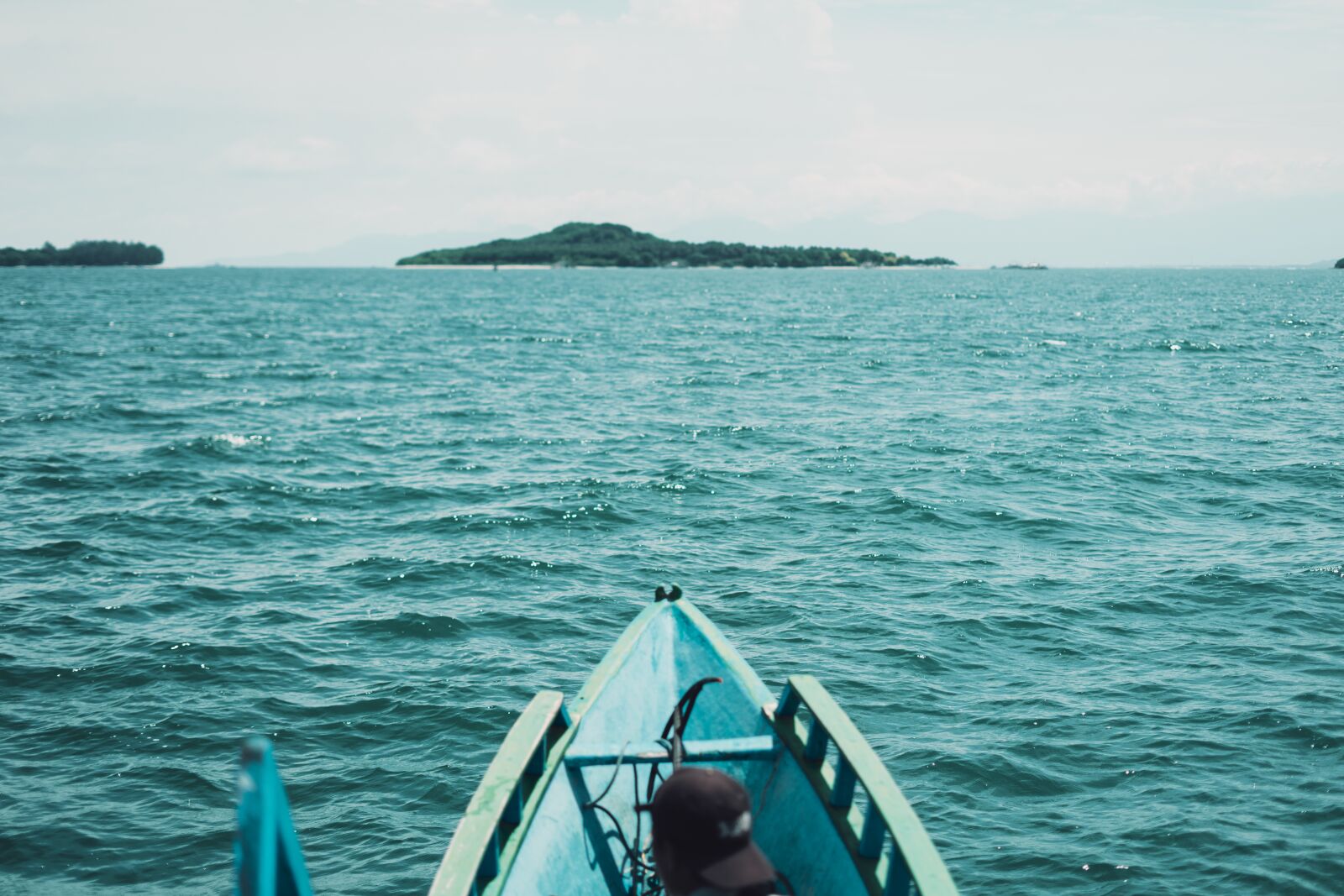 Sony FE 50mm F1.8 sample photo. Boat, sea, iceland photography