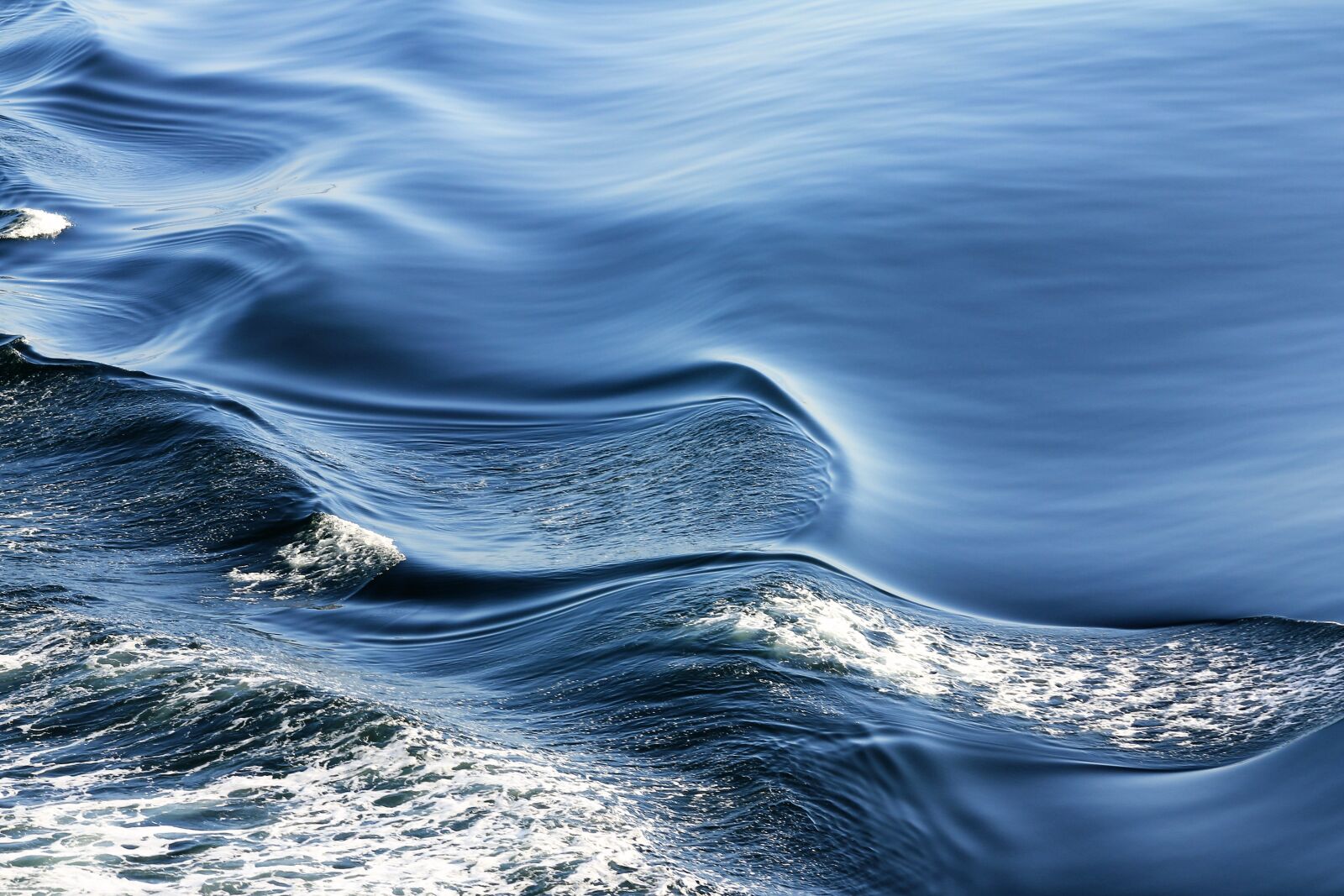 Canon EOS 550D (EOS Rebel T2i / EOS Kiss X4) sample photo. The sea of tranquility photography