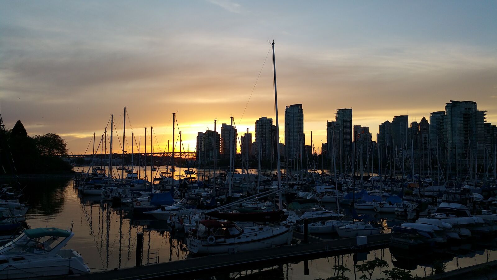 Samsung Galaxy Note4 sample photo. False creek, british columbia photography