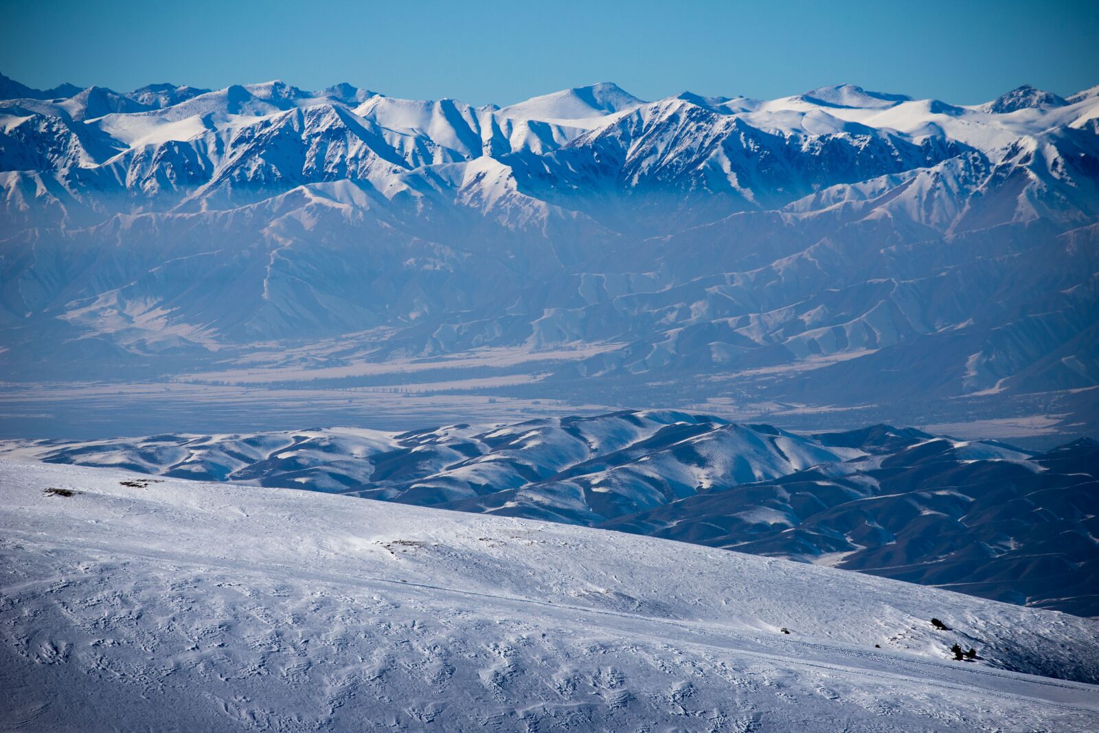 Canon EOS 6D Mark II + Canon EF 70-300mm F4-5.6L IS USM sample photo. Mountains, winter, kyrgyzstan photography