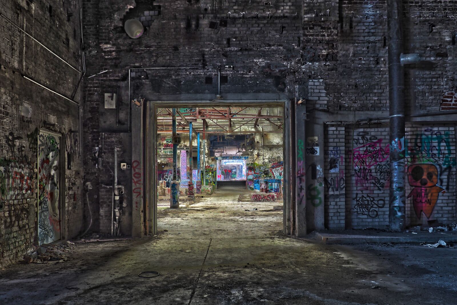 Olympus OM-D E-M10 sample photo. Lost places, factory, old photography