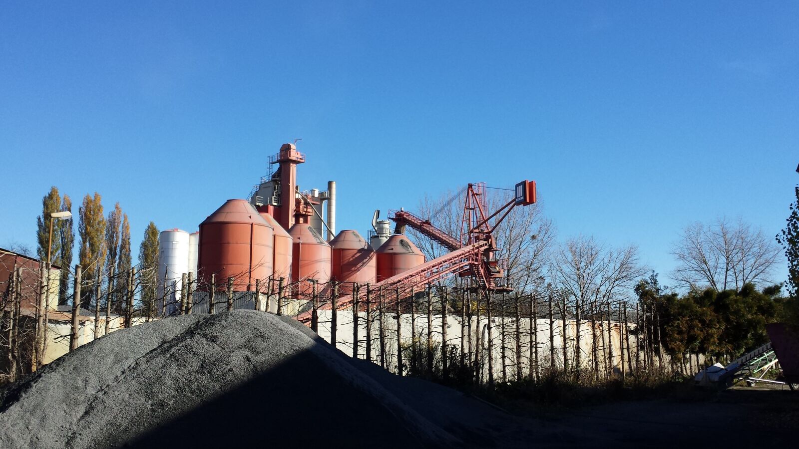 Samsung Galaxy S4 sample photo. Http nrw-scrap collection, de photography