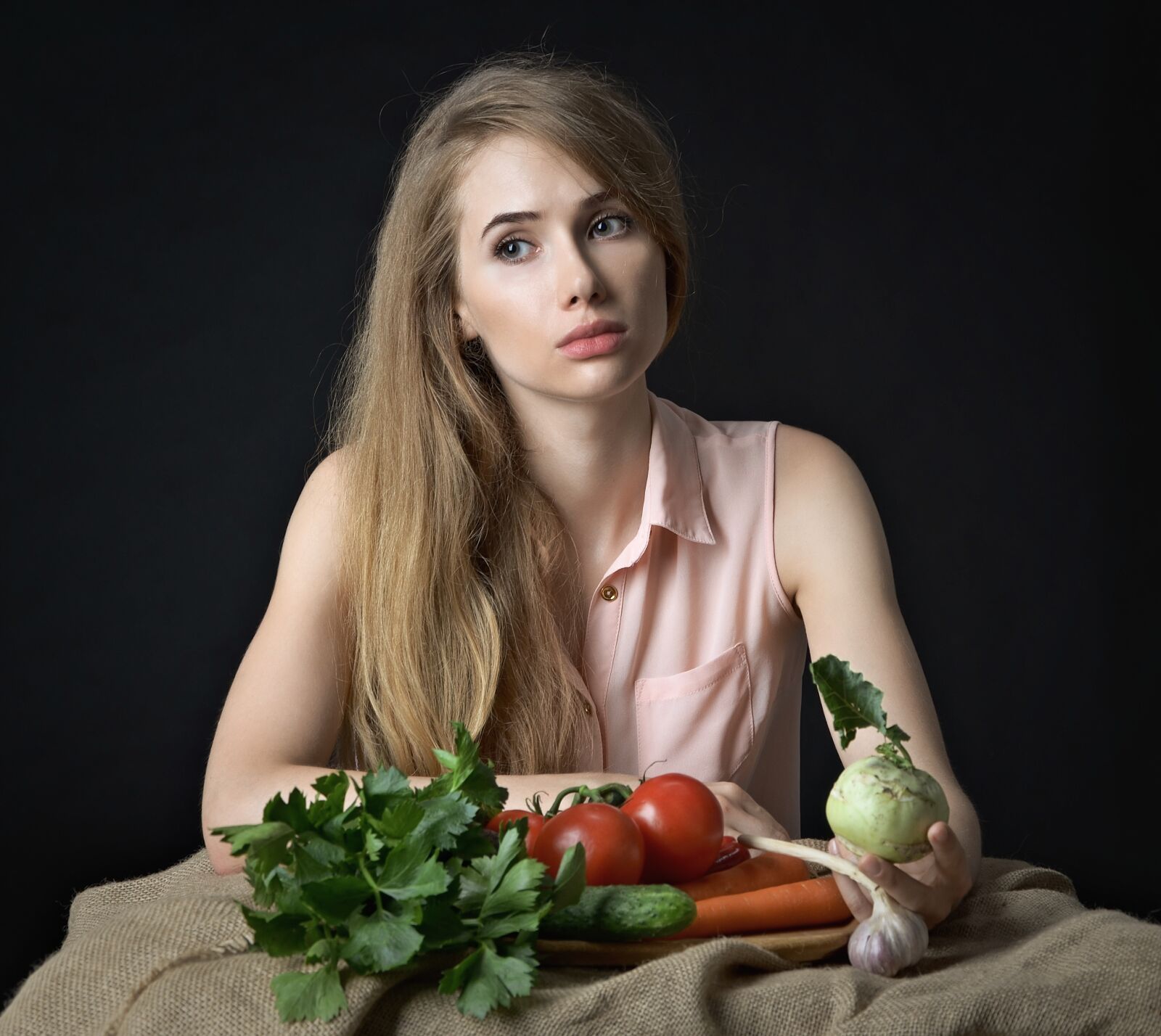 Nikon D7000 sample photo. Girl, vegetables, health photography