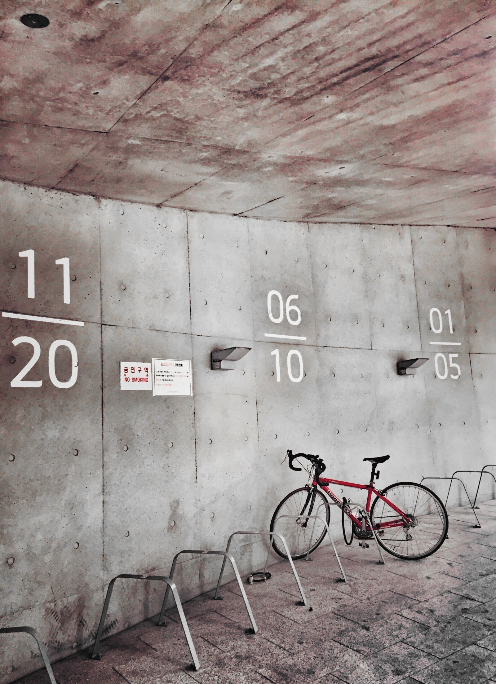 Apple iPhone 6 sample photo. Bike, cbd, concrete photography