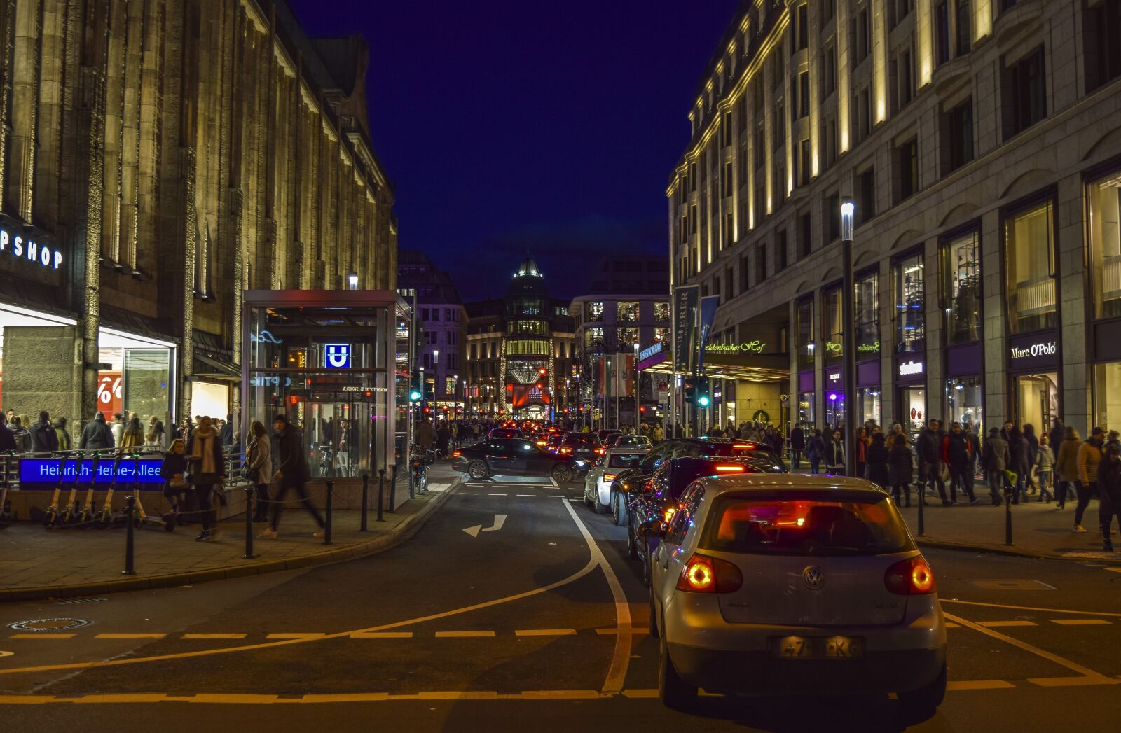 Nikon D3300 sample photo. City, night, architecture photography