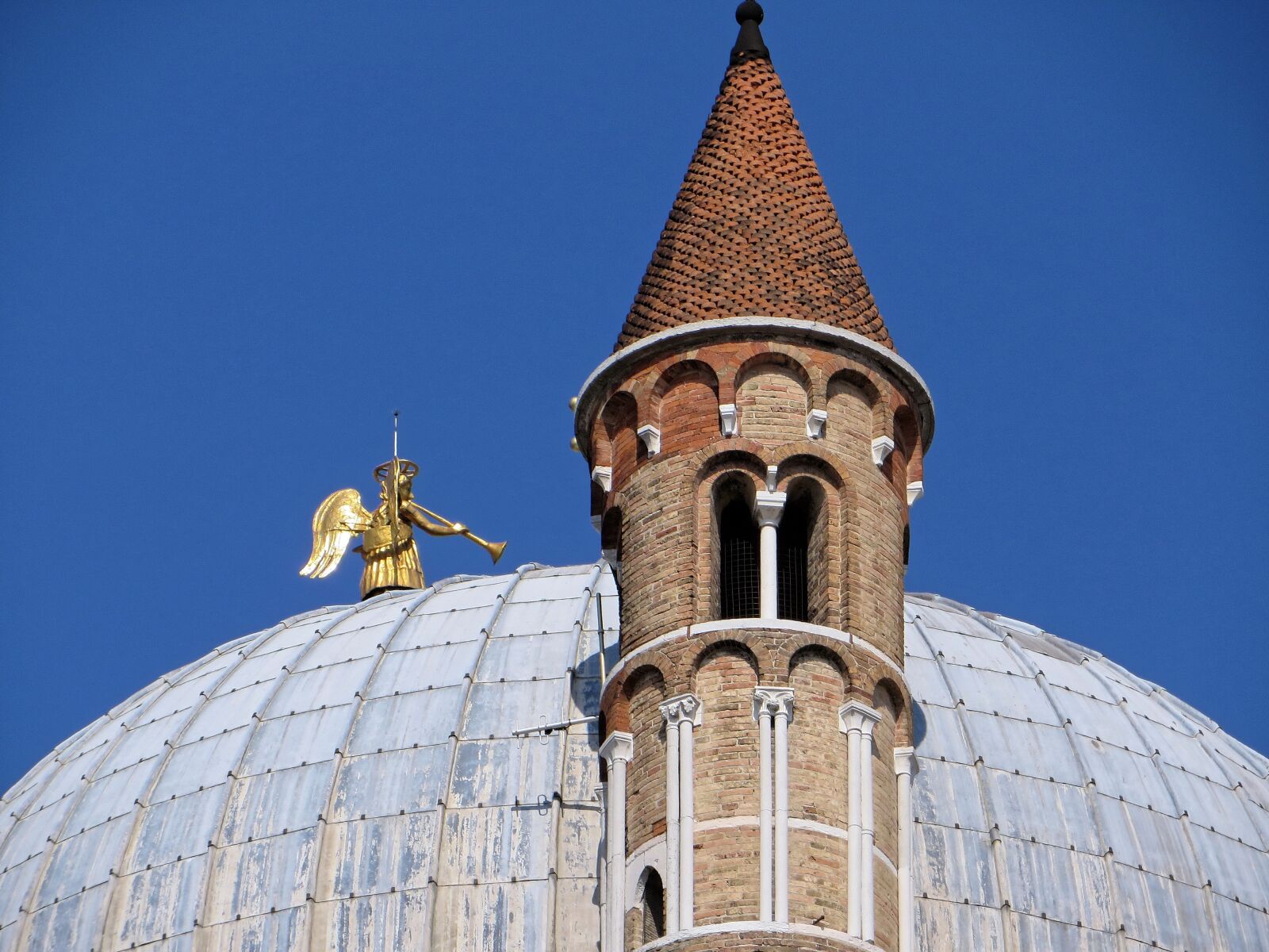 Canon PowerShot SX270 HS sample photo. Italy, padua, belfry photography