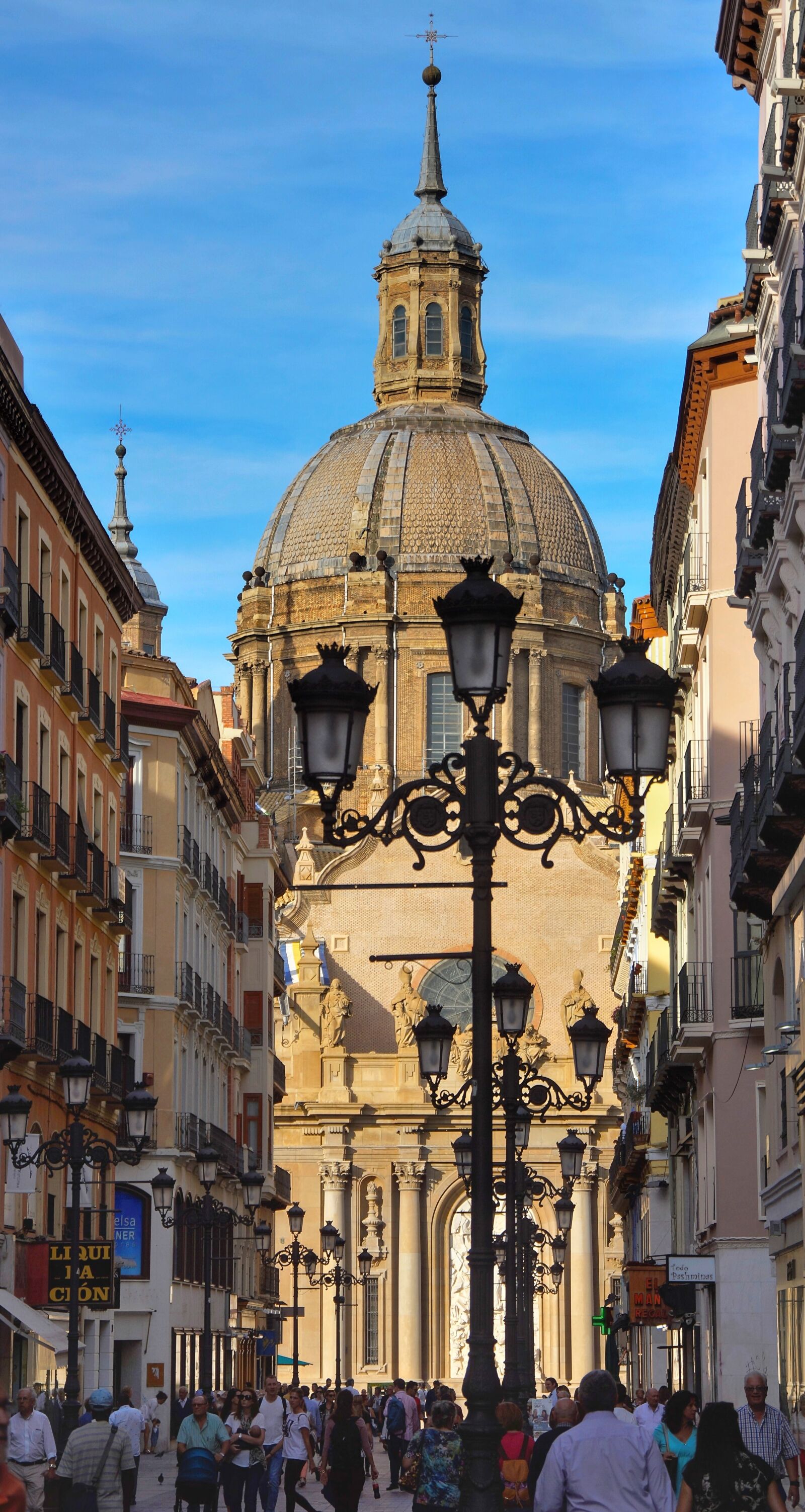Sony Alpha NEX-7 sample photo. Dome, street, scene photography