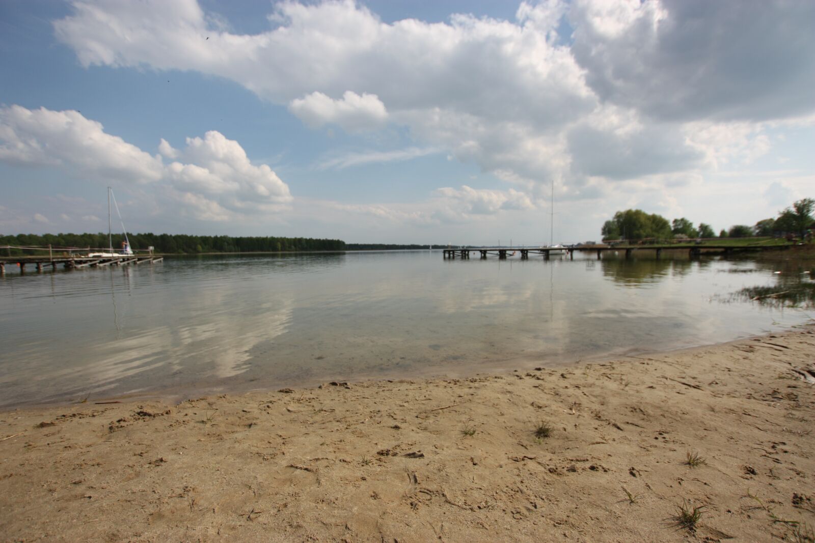 Canon EOS 450D (EOS Rebel XSi / EOS Kiss X2) sample photo. Lake, beach, landscape photography