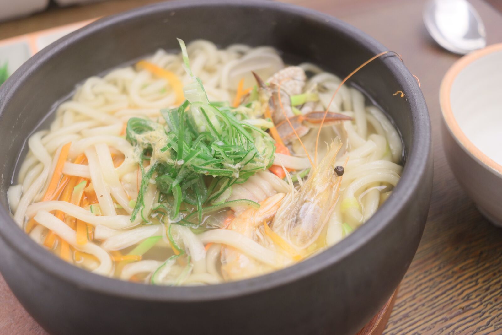 Canon EF-S 24mm F2.8 STM sample photo. Noodles, dining, food photography