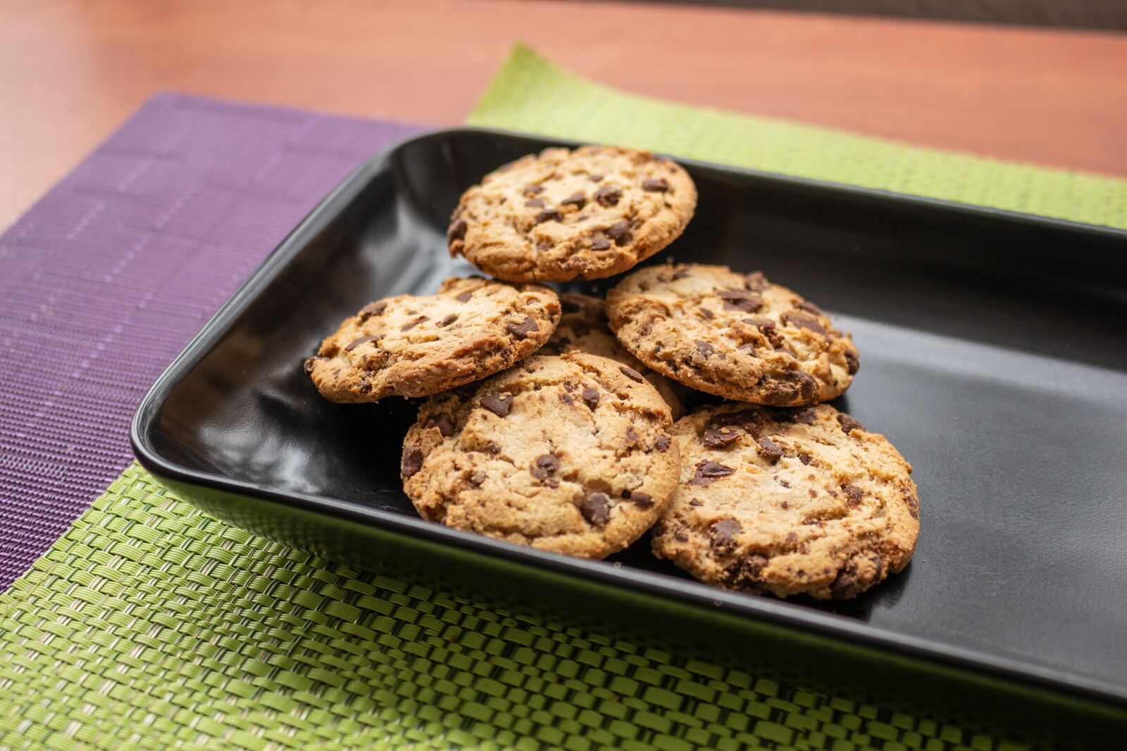 Canon EOS 700D (EOS Rebel T5i / EOS Kiss X7i) sample photo. Falletas, chocolate chips, tray photography
