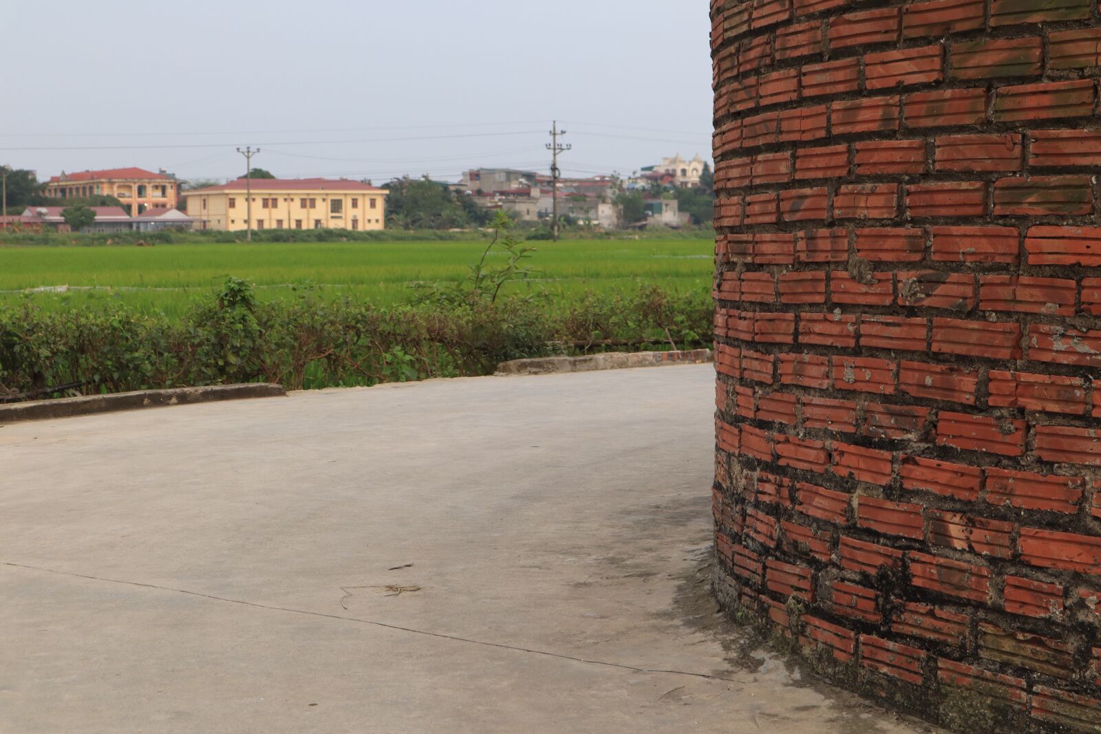 Canon EOS M50 (EOS Kiss M) sample photo. Lane, tiles, street photography