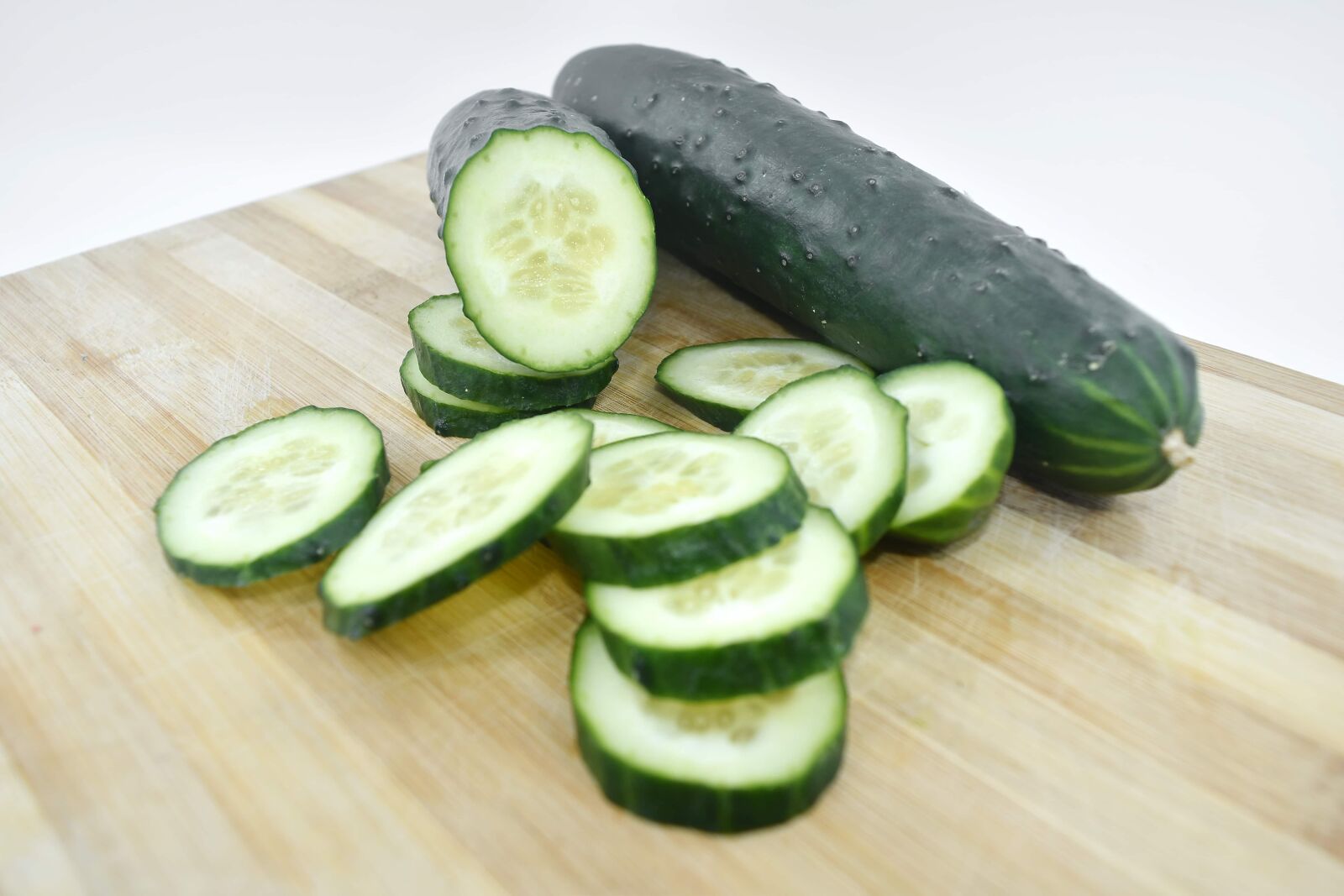 Nikon D5500 sample photo. Produce, vegetable, health, cucumber photography