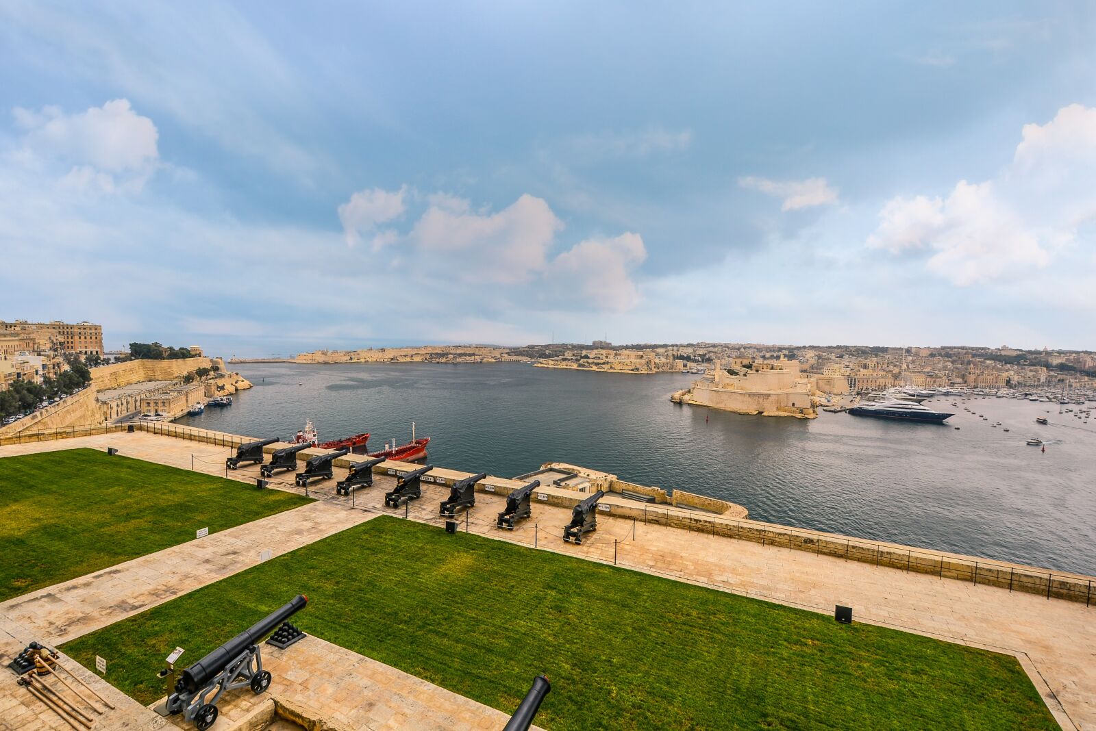 Nikon D5200 sample photo. Malta, port, harbor photography